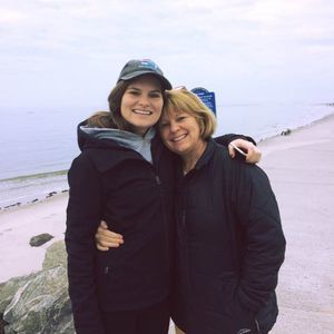 Meet your Posher, Abby